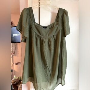 Torrid, Sheer Crinkle Chiffon Flutter Sleeve Olive Green Top, Size 1